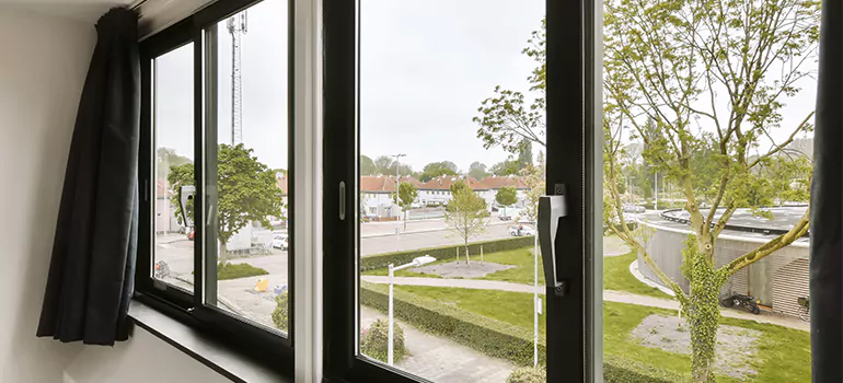 Aluminum End Vent Slider Windows in Vaughan, Ontario